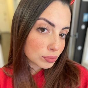 Meet your Posher, Marissa